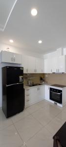 phòng bếp căn hộ sài gòn mia Cho thuê căn hộ Saigon Mia tầng thấp đầy đủ nội thất, dọn vào ở ngay.