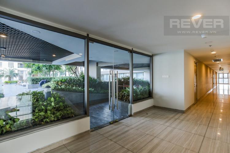 Hành lang vào nhà Cho thuê căn hộ Masteri Millennium 3PN, diện tích 107m2, đầy đủ nội thất, view Bitexco