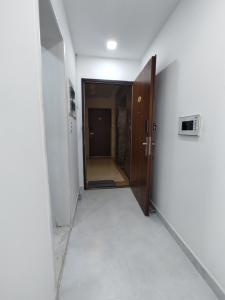 lobby duplex STAR HILL PHÚ MỸ HƯNG Bán duplex Star Hill Phú Mỹ Hưng 3PN, tầng 4 block A, đầy đủ nội thất, sổ hồng