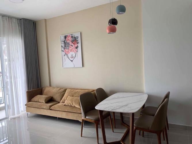 Phòng khách căn hộ Sunrise Riverside Cho thuê căn hộ tầng cao, nội thất cơ bản, view hồ bơi Sunrise Riverside.