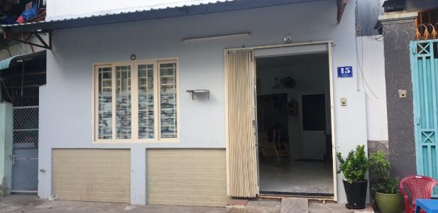 Bán nhà cấp 4 mặt tiền Quận 9, sổ hồng chính chủ, bàn giao ngay.