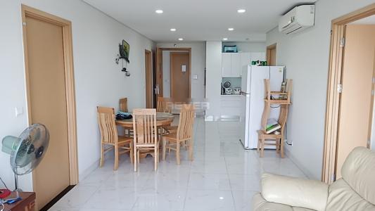 Phòng khách An Gia Skyline Căn hộ An Gia Skyline hướng Tây Nam, view trung tâm Quận 1.