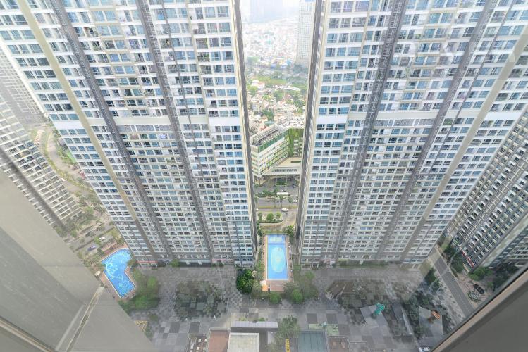 a74ced1e651d8343da0c Cho thuê căn hộ Vinhomes Central Park 2PN, tháp Landmark 81, đầy đủ nội thất, hướng Đông Nam, view hồ bơi