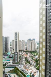 View căn hộ VINHOMES CENTRAL PARK Cho Thuê căn hộ Vinhomes Central Park 1PN, đầy đủ nội thất, ban công Đông Bắc
