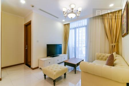Phòng khách căn hộ Vinhomes Central Park Cho thuê căn hộ Vinhomes Central Park 2PN, tháp Landmark Plus, diện tích 57m2, đầy đủ nội thất