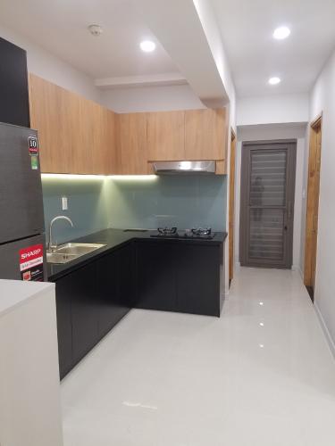 Bếp SSR Căn hộ Saigon South Residence đầy đủ nội thất, thiết kế hiện đại.