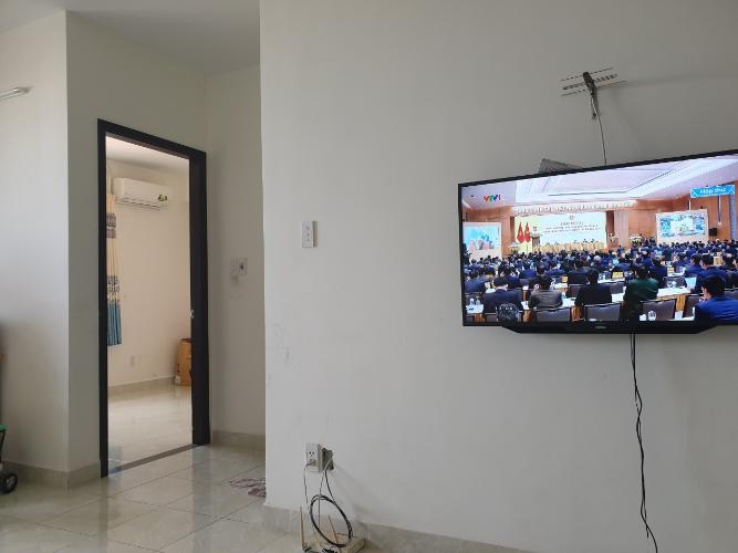 Phòng khách căn hộ chung cư An Hội 3, Gò Vấp Căn hộ chung cư An Hội 3 bàn giao nội thất cơ bản, hướng Tây Nam.