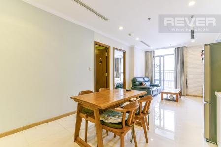 Phòng ăn và bếp căn hộ VINHOMES CENTRAL PARK Bán hoặc cho thuê căn hộ Vinhomes Central Park 1PN, tầng cao, đầy đủ nội thất, view nội khu và thành phố