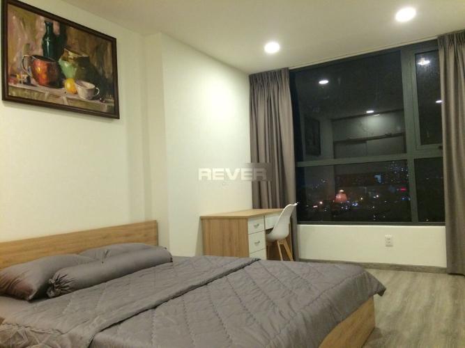 Phòng ngủ căn hộ Riva Park Căn hộ Riva Park tầng trung đầy đủ nội thất, màu sắc trung tính.