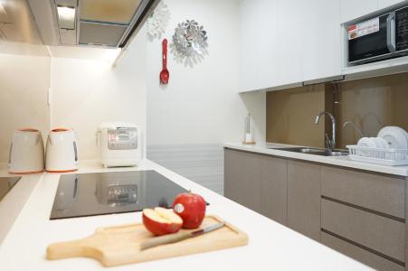 Phòng bếp Masteri Millennium Quận 4 Căn hộ Masteri Millennium ban công thoáng mát, đầy đủ nội thất.