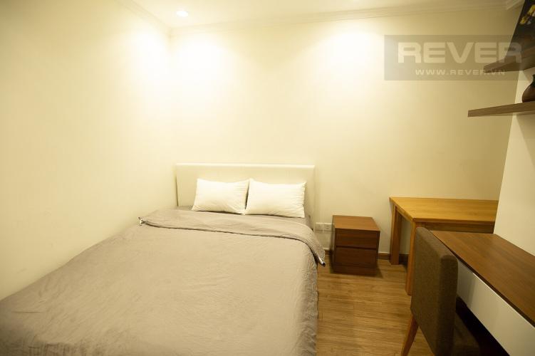 Phòng Ngủ Cho thuê căn hộ Vinhomes Central Park 2PN, tầng cao, tháp Landmark 3, đầy đủ nội thất, view thành phố