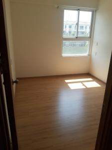 Phòng ngủ căn hộ CitiSoho Bán căn hộ CitiSoho, diện tích 54.7m2 - 2 phòng ngủ, tầng thấp, không có nội thất, cửa hướng Đông Nam.