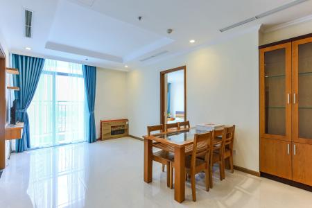 Căn hộ Vinhomes Central Park 3 phòng ngủ tầng cao L2 đầy đủ nội thất