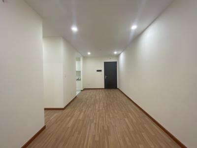 Căn hộ Diamond Riverside, Quận 8 Căn hộ Diamond Riverside nội thất cơ bản, tầng cao đón gió mát.