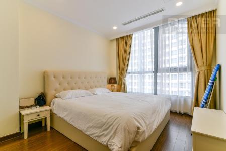 Phòng ngủ căn hộ Vinhomes Central Park Cho thuê căn hộ Vinhomes Central Park 2PN, tháp Landmark Plus, diện tích 57m2, đầy đủ nội thất