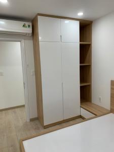 Phòng ngủ căn hộ Saigon South Residence Cho thuê căn hộ tầng cao Saigon South Residence nội thất đầy đủ.