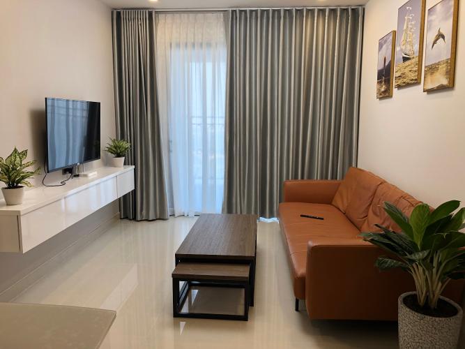 Phòng khách căn hộ SAIGON ROYAL Cho thuê căn hộ Saigon Royal 2PN, diện tích 79m2, đầy đủ nội thất, view Bitexco
