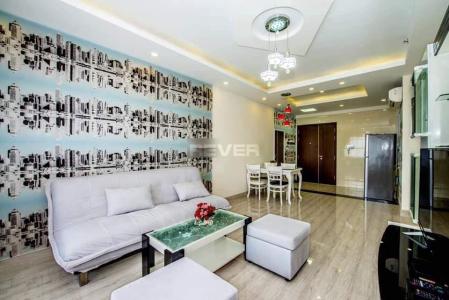 Phòng khách Sunrise City, Quận 7 Căn hộ Sunrise City tầng trung, ban công hướng Tây, view thành phố