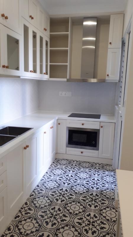 Bếp 2 căn hộ Vista Verde Bán căn hộ Vista Verde thuộc tháp Orchird, diện tích 140m2, gồm 4 phòng ngủ, đầy đủ nội thất cao cấp 