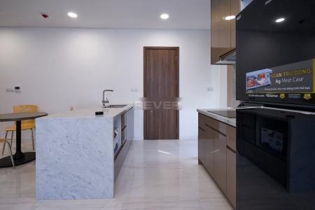 Căn hộ Kingdome 101, Quận 10 Căn hộ Kingdom 101 tầng thấp, nội thất sang trọng, view thành phố.