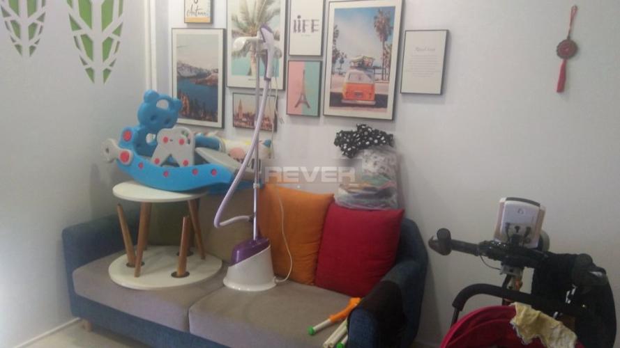 Phòng khách The Golden Star, Quận 7 Căn hộ The Golden Star tầng trung, hướng Đông Nam, đầy đủ nội thất.