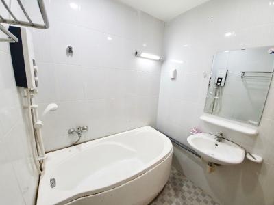 Phòng tắm Jamona City Quận 7 Căn hộ Jamona City tầng 8, view thành phố, nội thất đầy đủ.