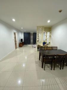 Căn hộ Carina Plaza, Quận 8 Căn hộ Carina Plaza tầng trung, view thành phố sầm uất.