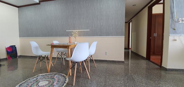 Khu vực ăn Hoàng Anh Thanh Bình, Quận 7 Căn hộ Hoàng Anh Thanh Bình tầng cao, view thành phố đẹp.