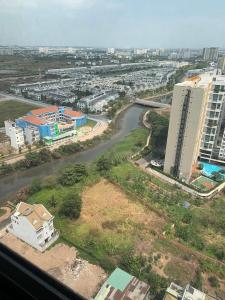 View khu căn hộ HOMYLAND RIVERSIDE Bán officetel Homyland Riverside 1PN, tầng 3, bàn giao hoàn thiện