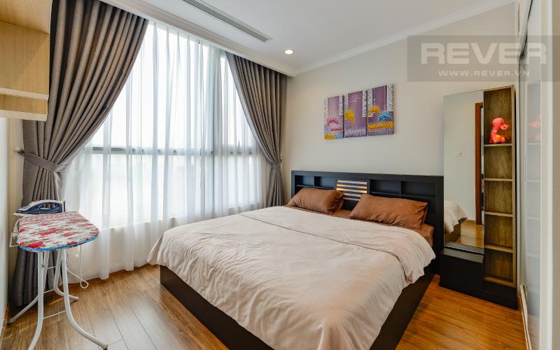 phòng ngủ Căn hộ Vinhomes Central Park tầng cao Central 2 view sông