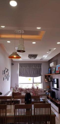 Phòng khách căn hộ The CBD Premium Home Bán căn hộ The CBD Premium Home, view thành phố, 2 phòng ngủ, diện tích 60.1m2, đầy đủ nội thất, giá có thể thỏa thuận.