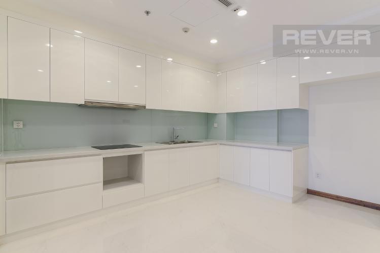 Nhà bếp Căn hộ Vinhomes Central Park tầng trung Landmark 3 nội thất cơ bản