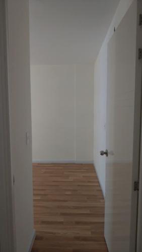 Hành lang City Gate, Quận 8 Căn hộ tầng trung City Gate view nội khu, không nội thất.