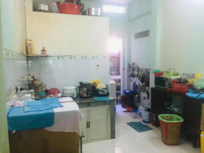 Nhà bếp nhà phố quận 7 Bán nhà hẻm 2 tầng đường Trần Văn Khánh, dân cư sầm uất, cách cầu Tân Thuận 200m.