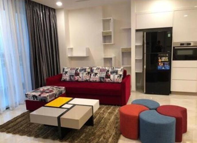 Phòng khách căn hộ VINHOMES GOLDEN RIVER Bán căn hộ Vinhomes Golden River 3PN, đầy đủ nội thất, view sông và Bitexco