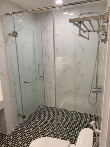 phòng tắm căn hộ Saigon South Residence Cho thuê căn hộ tầng cao Saigon South Residence nội thất đầy đủ.