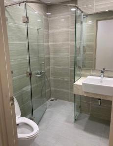 Nhà vệ sinh Jamona Heights Quận 7 Căn hộ Jamona Heights tầng thấp, view sông thoáng mát.