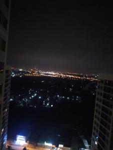 View Vinhomes Grand Park Quận 9 Căn hộ Vinhomes Grand Park tầng cao, ban công đón ánh sáng tự nhiên.