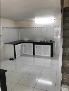 nhà phố Bình Tân  Bán nhà phố đường số 9A Bình Hưng Hoà, nội thất cơ bản