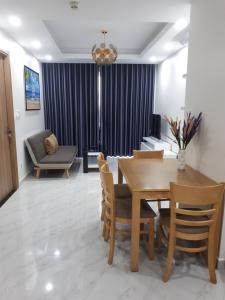 phòng khách căn hộ Saigon South Residence Cho thuê căn hộ 2 phòng ngủ nội thất đầy đủ Saigon South Residence