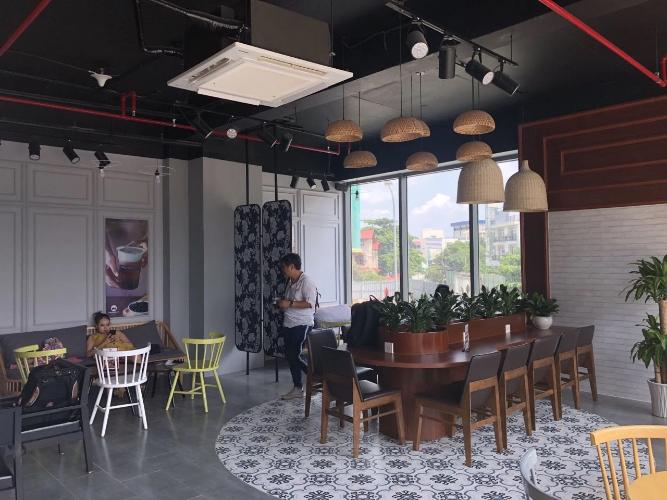 Không gian shop-house Masteri An Phú Shop-house Masteri An Phú diện tích 182m2, bàn giao nội thất cơ bản.