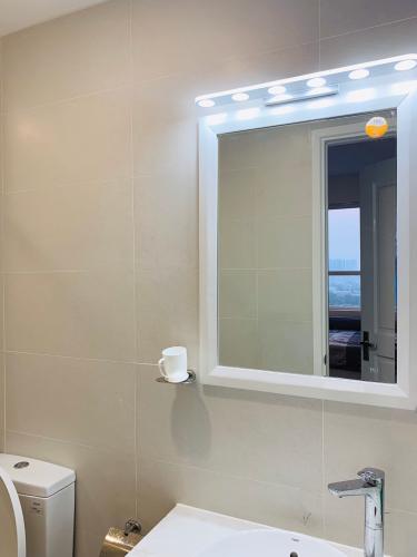 phòng vệ sinh căn hộ sai gòn mia Căn hộ Saigon Mia, diện tích 70.22m2  nội thất đầy đủ