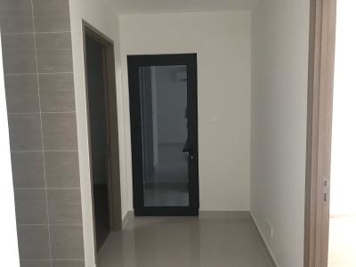 Hành lang Vinhomes Grand Park Quận 9 Căn hộ Vinhomes Grand Park tầng trung, ban công hướng Đông Bắc.