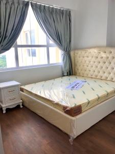 Phòng ngủ Saigon Mia, Bình Chánh Căn hộ Saigon Mia tầng trung, view thành phố.