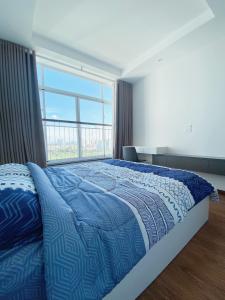 Phòng ngủ căn hộ Petrovietnam Landmarrk, Quận 2 Căn hộ tầng trung PetroVietnam Landmark view thành phố mát mẻ.