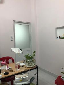 Phòng khách nhà phố Phú Nhuận Bán nhà hẻm 533 Huỳnh Văn Bánh, Phú Nhuận. Diện tích đất 59.8m2