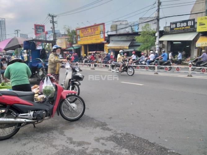 Đường nhà phố Bình Tân Nhà phố mặt tiền Bình Tân diện tích sử dụng 80m2, hướng Đông.