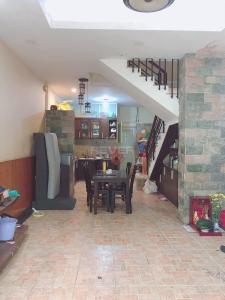 Nhà phố đường Nguyễn Xí, Bình Thạnh Nhà nguyên căn hẻm đường Nguyễn Xí, diện tích 4m x12m