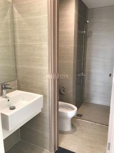 Toilet Vinhomes Grand Park Quận 9 Căn hộ Vinhomes Grand Park view sông thoáng mát, 2 phòng ngủ.