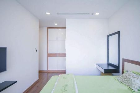 Phòng ngủ căn hộ Vinhomes Central Park Bán căn hộ 2 phòng ngủ Vinhomes Central Park, đầy đủ nội thất, view thành phố thoáng mát, sổ hồng đầy đủ.